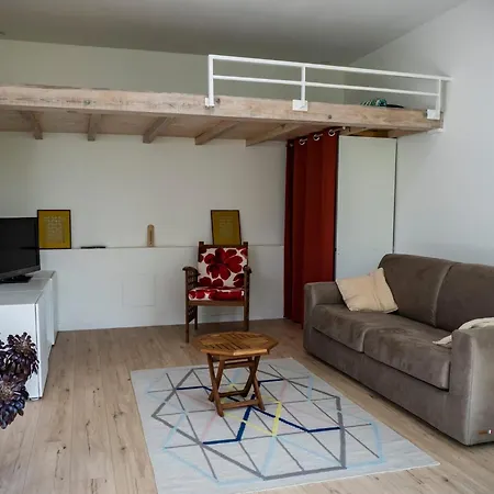 Apartment La Maison Sous Le Noyer Montessut
