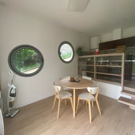 דירה La Maison Sous Le Noyer *